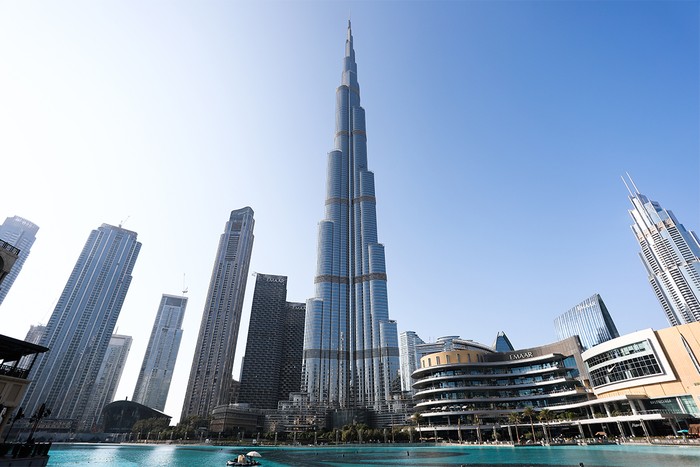 tallest building in the world on sunny day