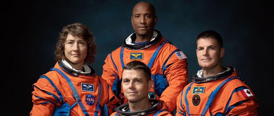 NASA Astronauts Christina Koch, Victor Glover, Reid Wiseman, Canadian Space Agency Astronaut Jeremy Hansen
