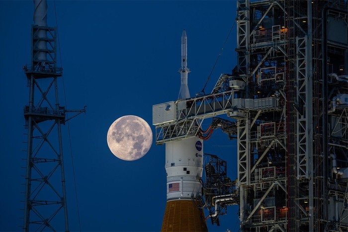 Super Moon Launch pad